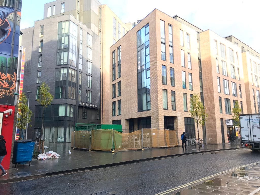 ‘Below an acceptable standard of living’ : Bristol students use portaloos and gym showers after water outage