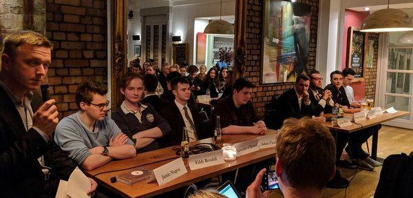 UoB historians secure victory against UWE in Bristol University Challenge