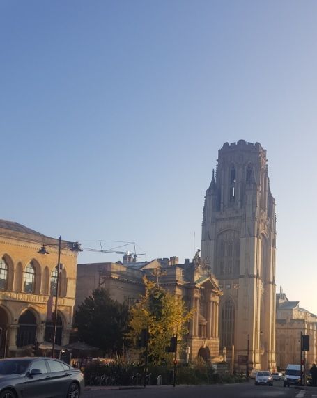 Bristol University’s economics course number one in the UK for increasing male earnings