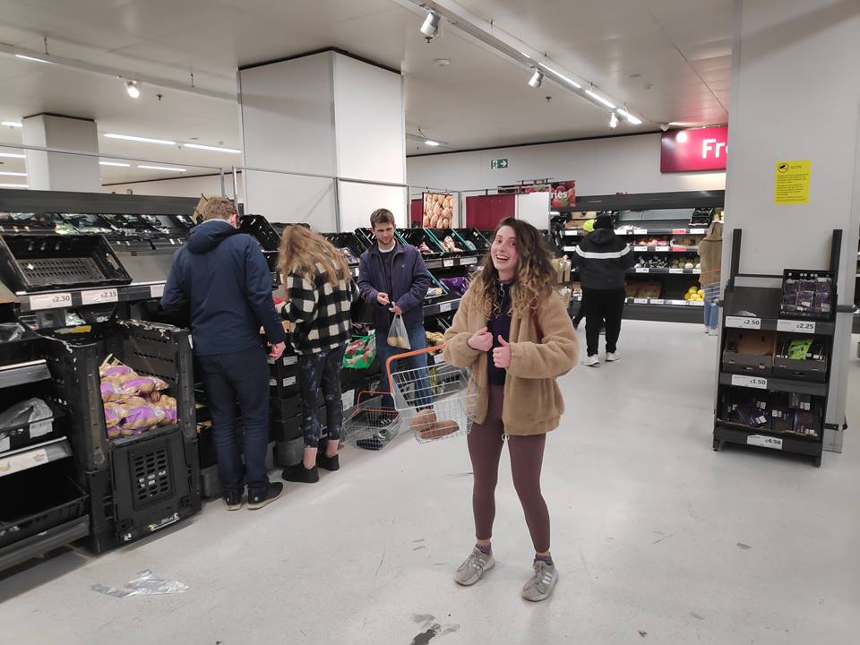 Let me wear my leggings in peace