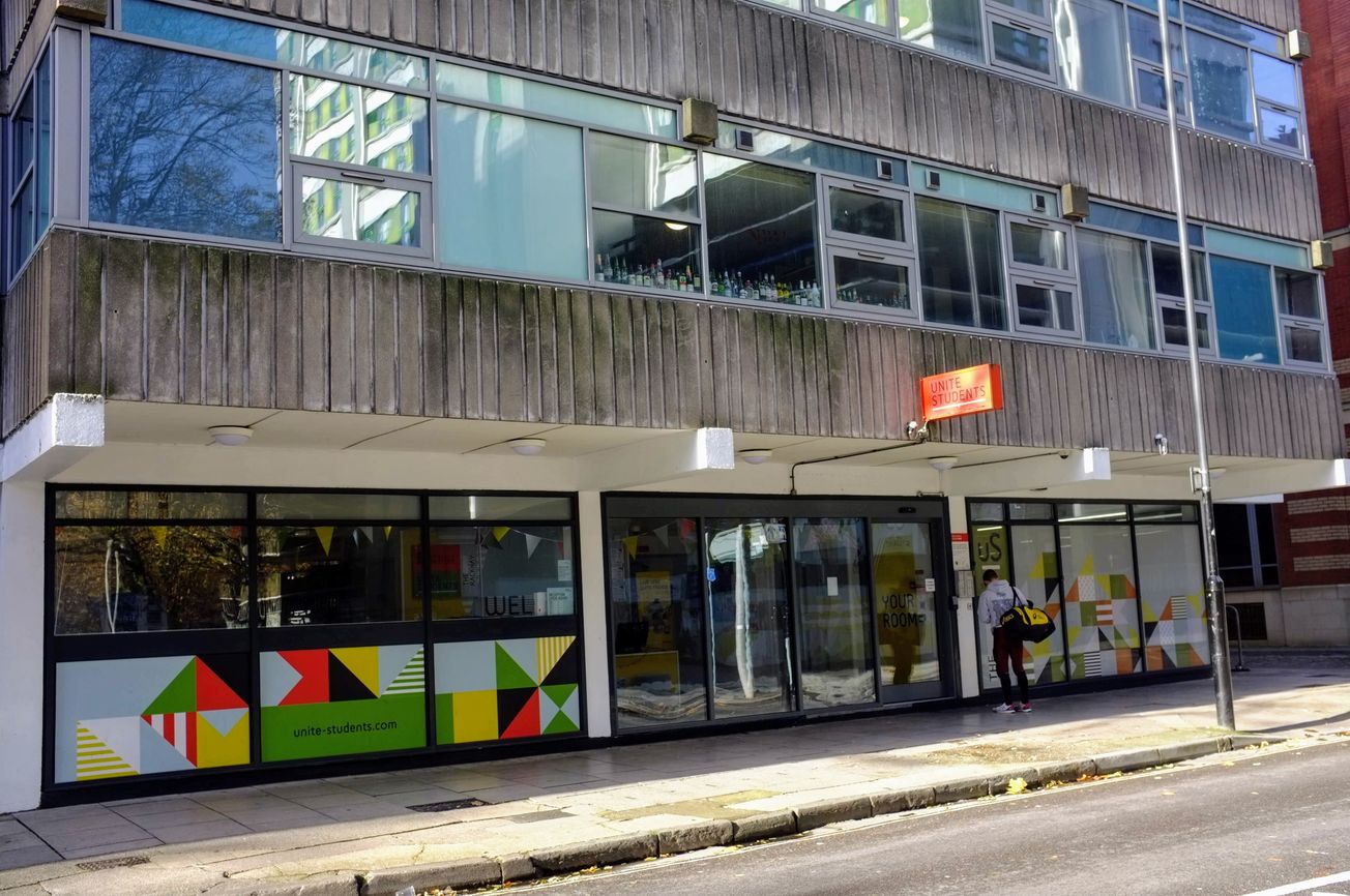 Bristol Freshers to live in a hotel due to unfinished building of halls