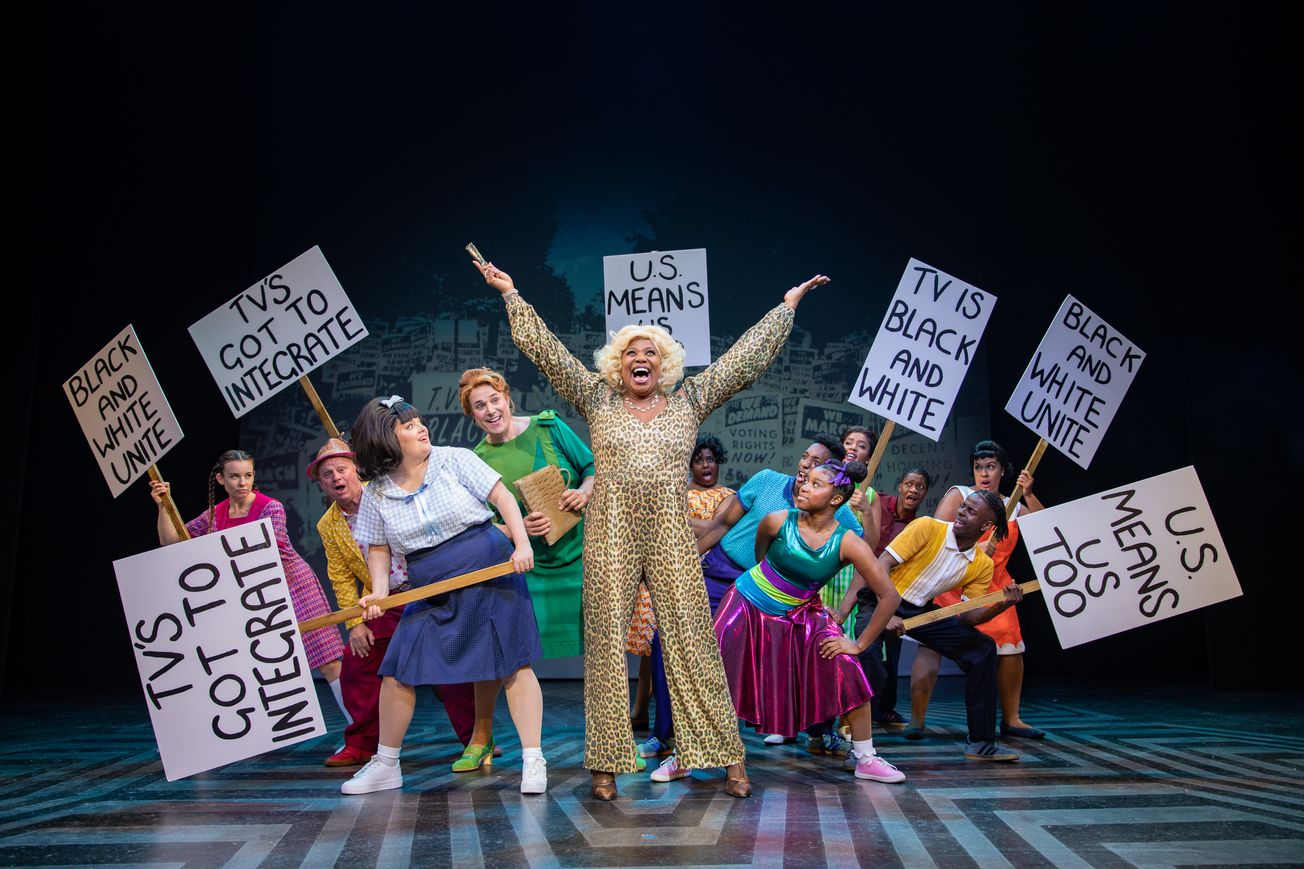 Review: ‘Hairspray’ @ Bristol Hippodrome