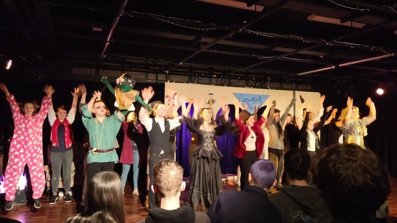 Review: Panto Carol by PantoSoc Bristol @ Pegg Theatre ★★★★★