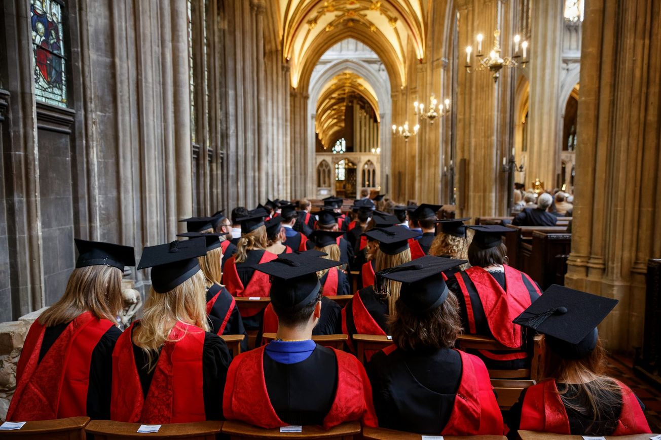 Blair calls for 70% of school leavers to go to university