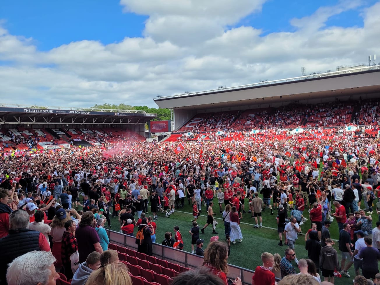 Bristol City F.C. narrowly secure Championship Playoffs after dramatic 2-2 draw with Preston North End.