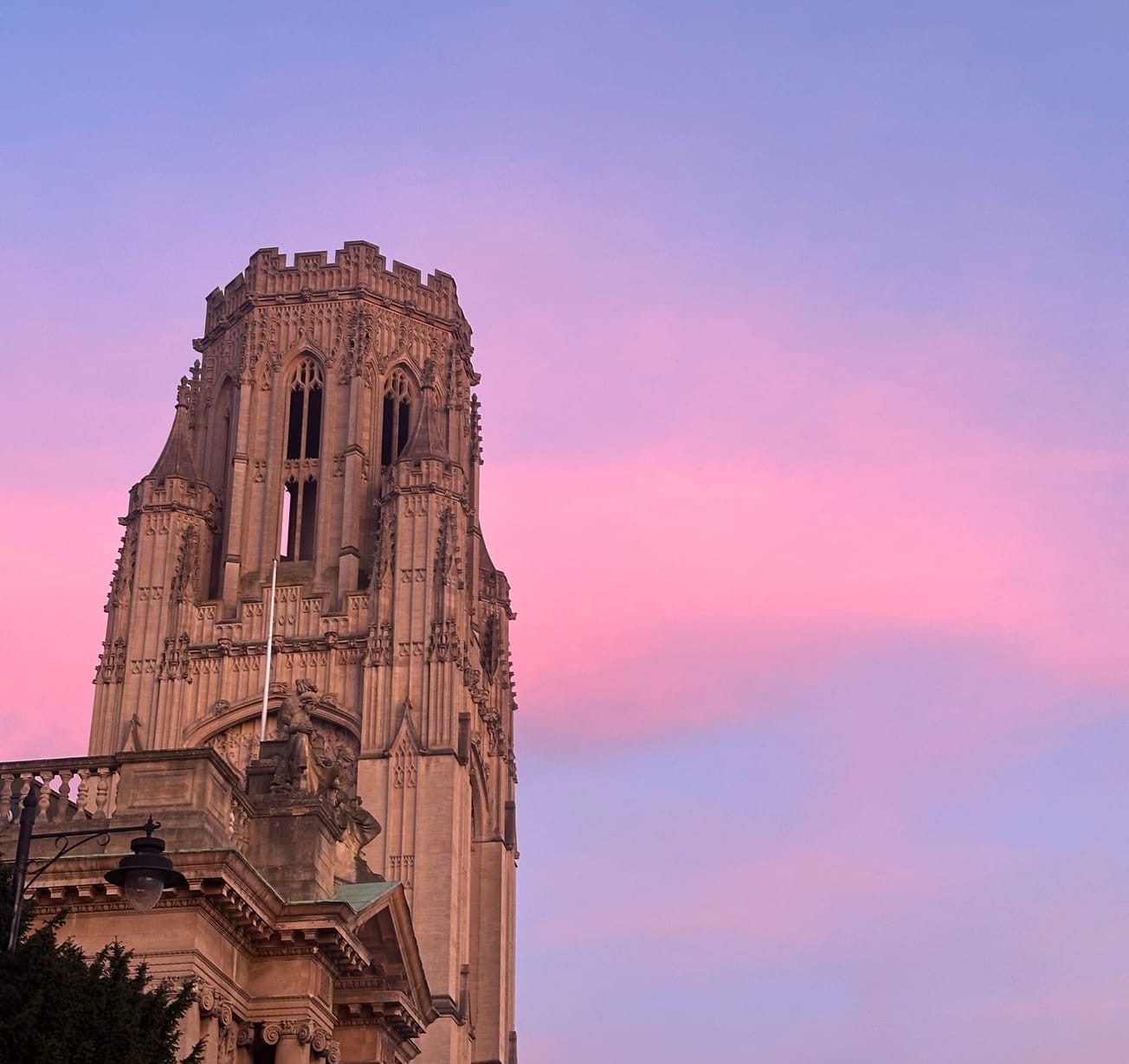 ‘Bristol felt like a prep school reunion for everyone but me’: Imposter syndrome as a state-schooler during freshers