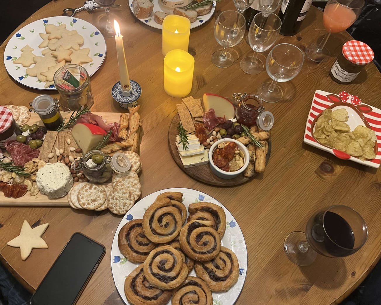 How living with mates can break your heart and your bank