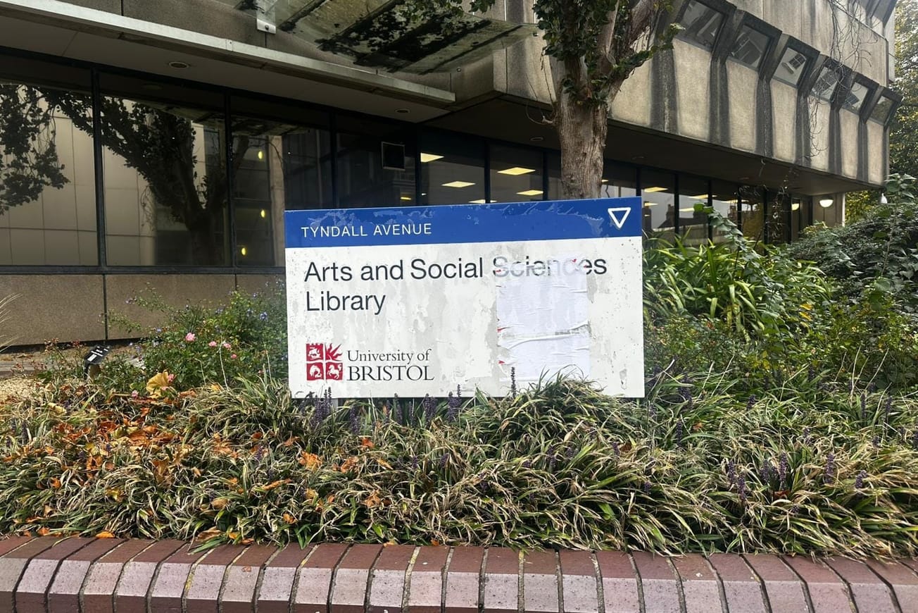 A real ASSL: Humanities students unhappy with library closure