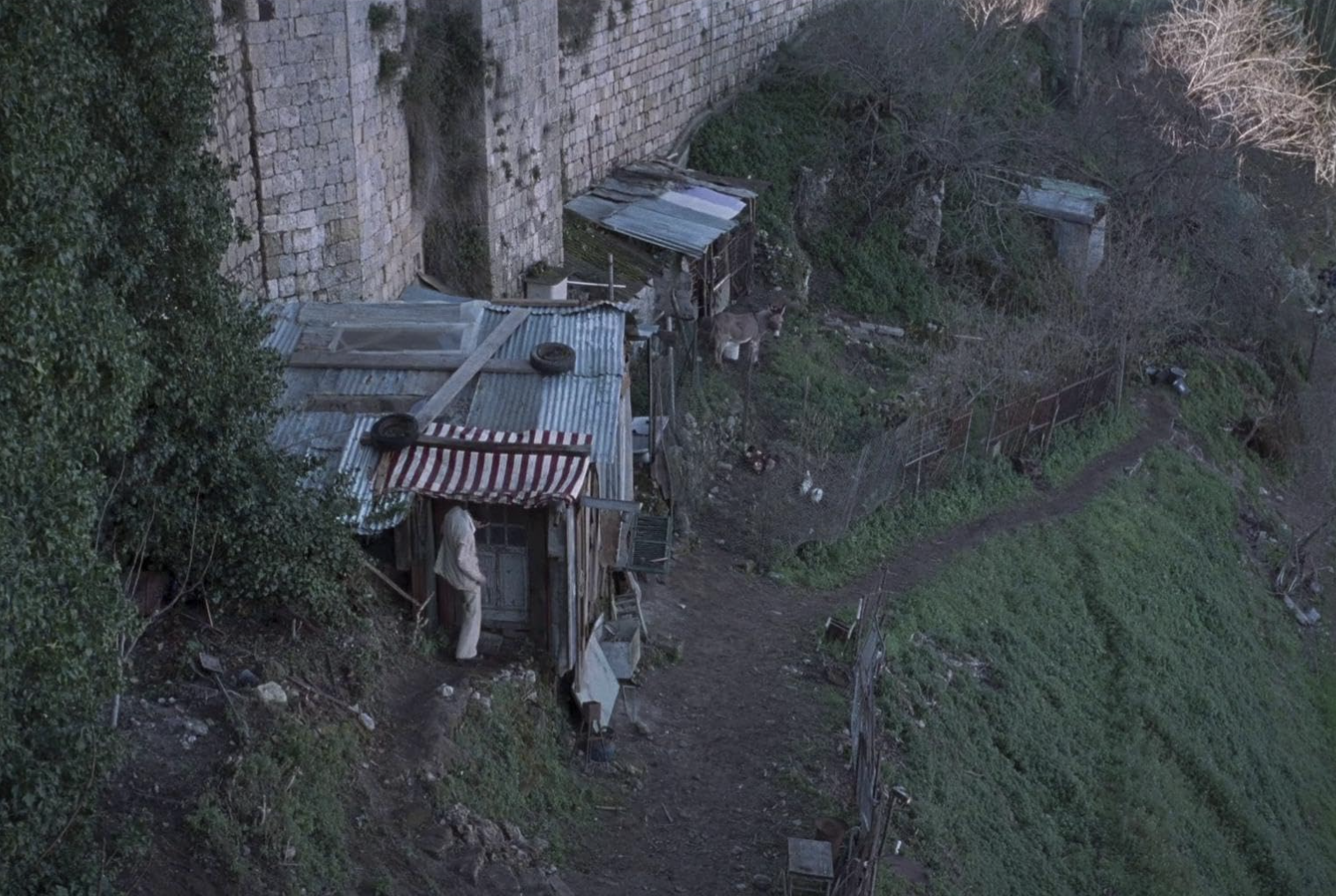 La Chimera on excavated art and the seeming paradox.