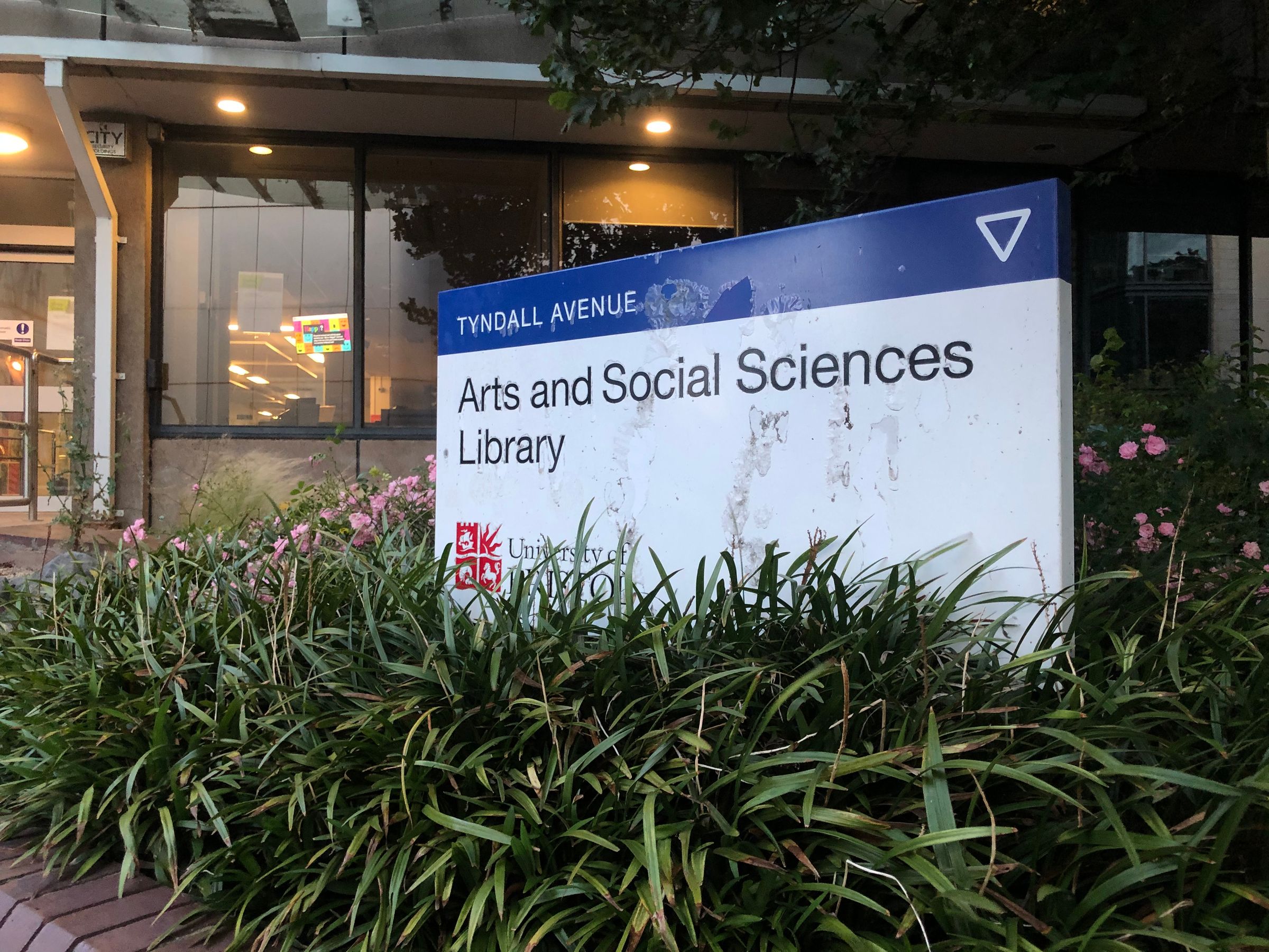 All Bristol University libraries plan to reopen on 19 April