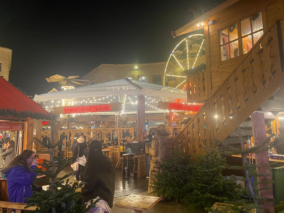 'Tis the season...to think about conspicuous consumption